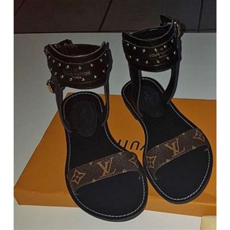 louis vuitton passenger sandal|Louis Vuitton nomad sandals.